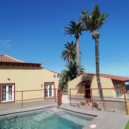 Tapias, Casa Papin Feriehus *
